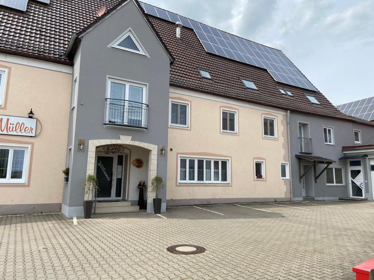 Landhotel Mueller Im Donautal Tapfheim Bagian luar foto